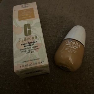 Clinique Even Better Clinical Serum Foundation